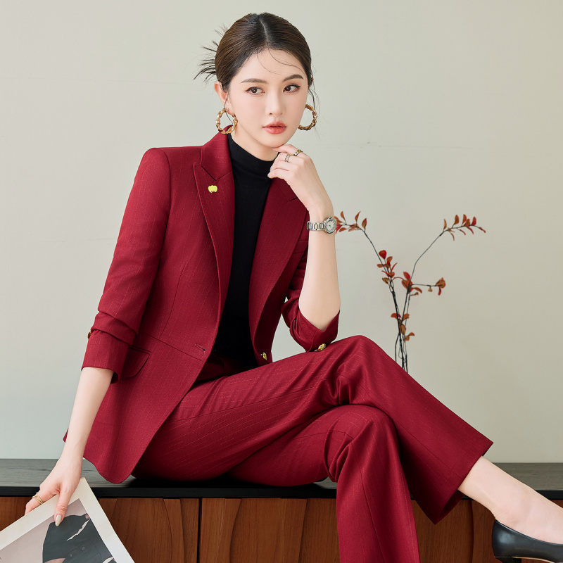 Красный костюм для женщин, осе – обзор и цена Women Formal Wear Business